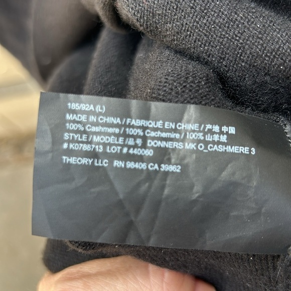 Theory Cashmere Sweater Men's Size Large Black 1/4 Zip - Picture 4 of 6